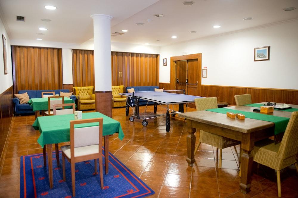 Hotel Eurosol Gouveia エクステリア 写真