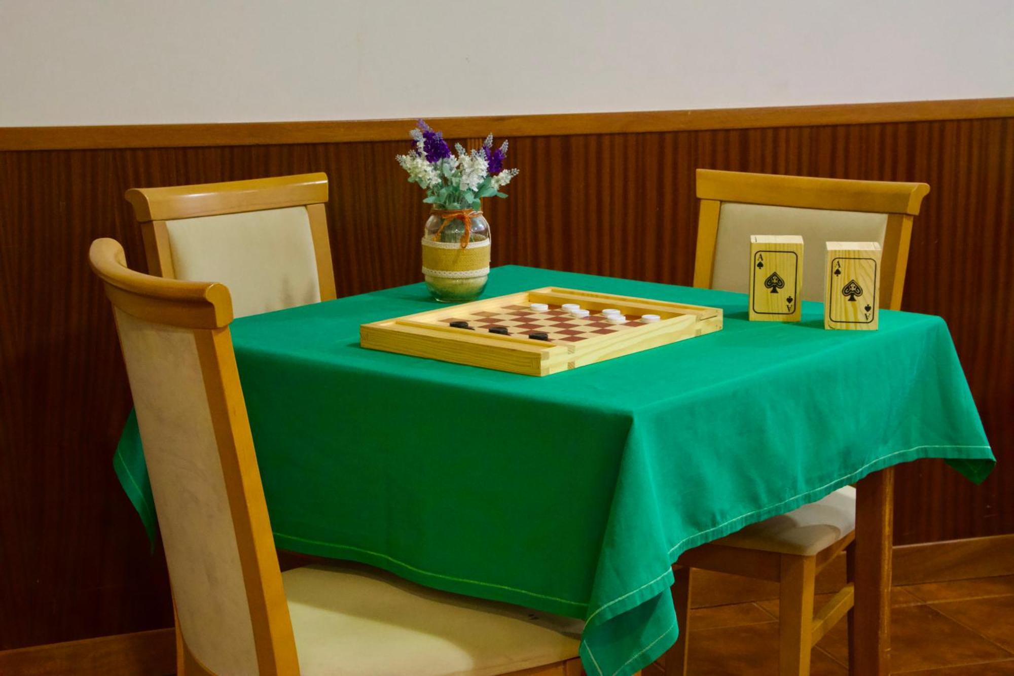 Hotel Eurosol Gouveia エクステリア 写真