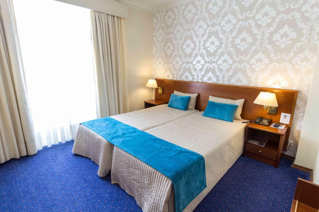 Hotel Eurosol Gouveia エクステリア 写真